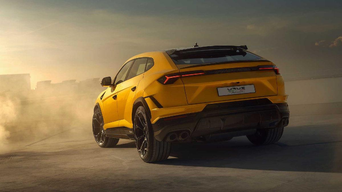 Lamborghini, Asfaltı Ağlatacak SUV’u Urus Performante’yi Tanıttı! İşte Daha Agresif, Daha Güçlü Urus’un Fiyatı ve Özellikleri