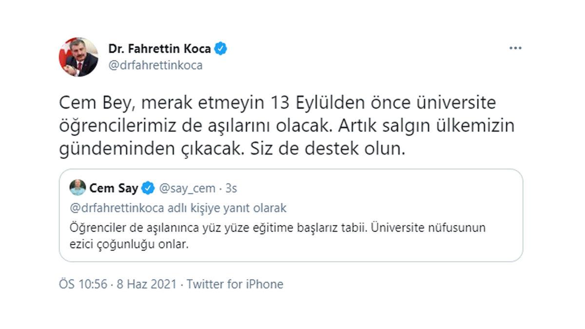 Fahrettin Koca, Üniversite Öğrencilerinin Okullar Açılmadan Aşılanacağını Açıkladı
