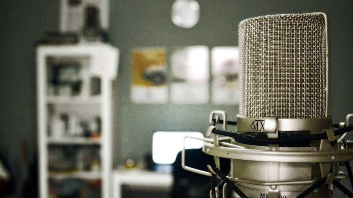 O İşler Bir Günde Olmuyor: İyi Bir Seslendirme Sanatçısı Olmak İçin Bilmeniz Gerekenler