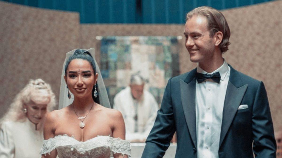 Bir Çift, Evlilik Törenlerini Clubhouse’ta Canlı Yayınladı: 27 Bin Kişi Canlı Canlı Dinledi