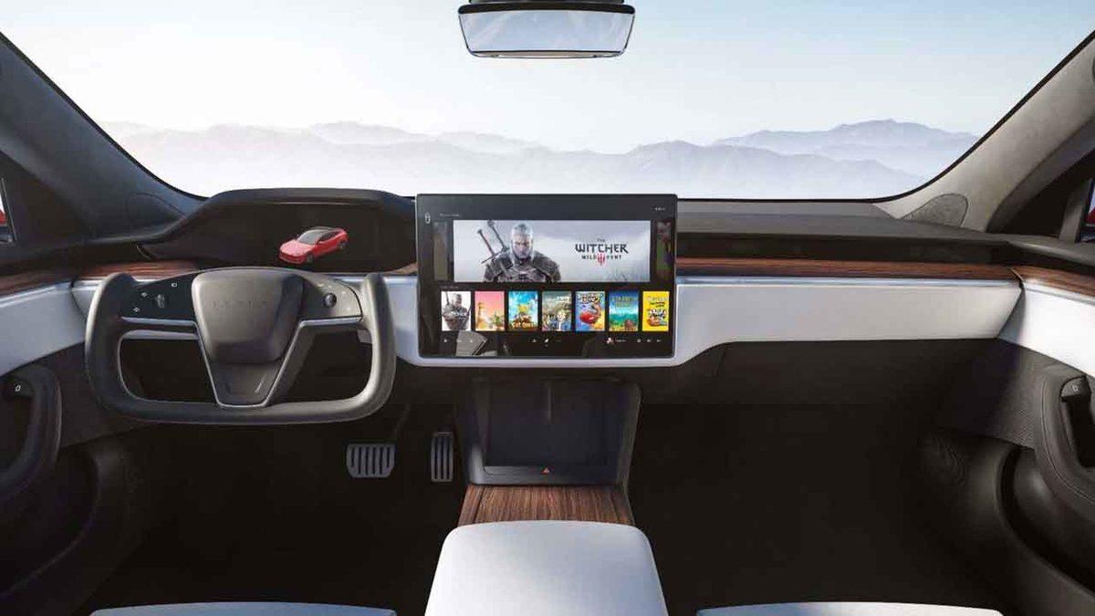 Tesla Model S Plaid’in Multimedya Ekranında Cyberpunk 2077 Oynandı [Video]