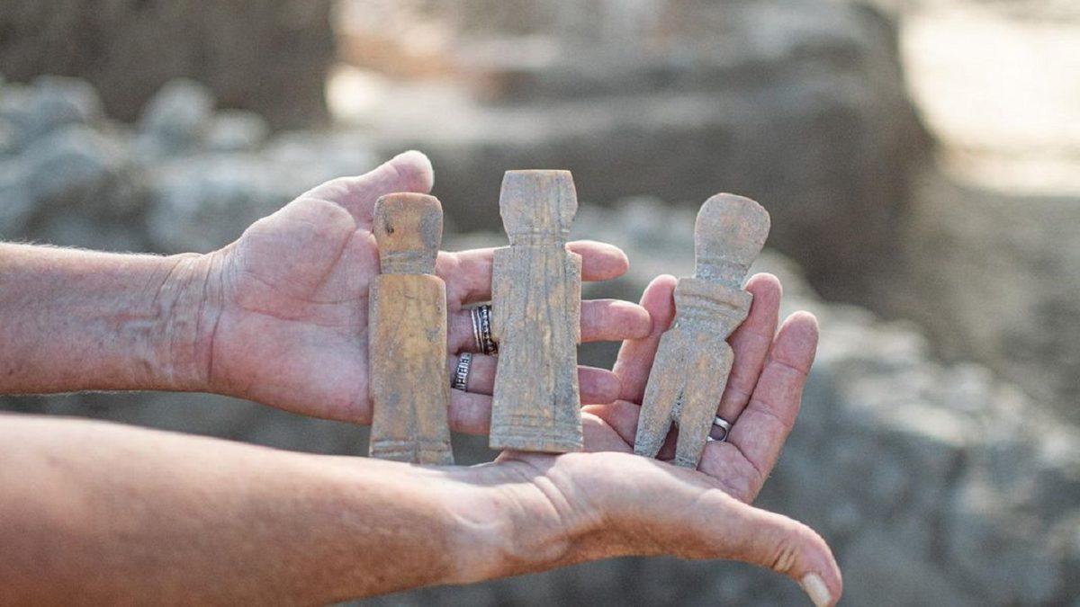 Arkeologlar, Bin Yıldır Bozulmamış Tavuk Yumurtası Buldu: Yumurta ’Yanlışlıkla’ Kırıldı
