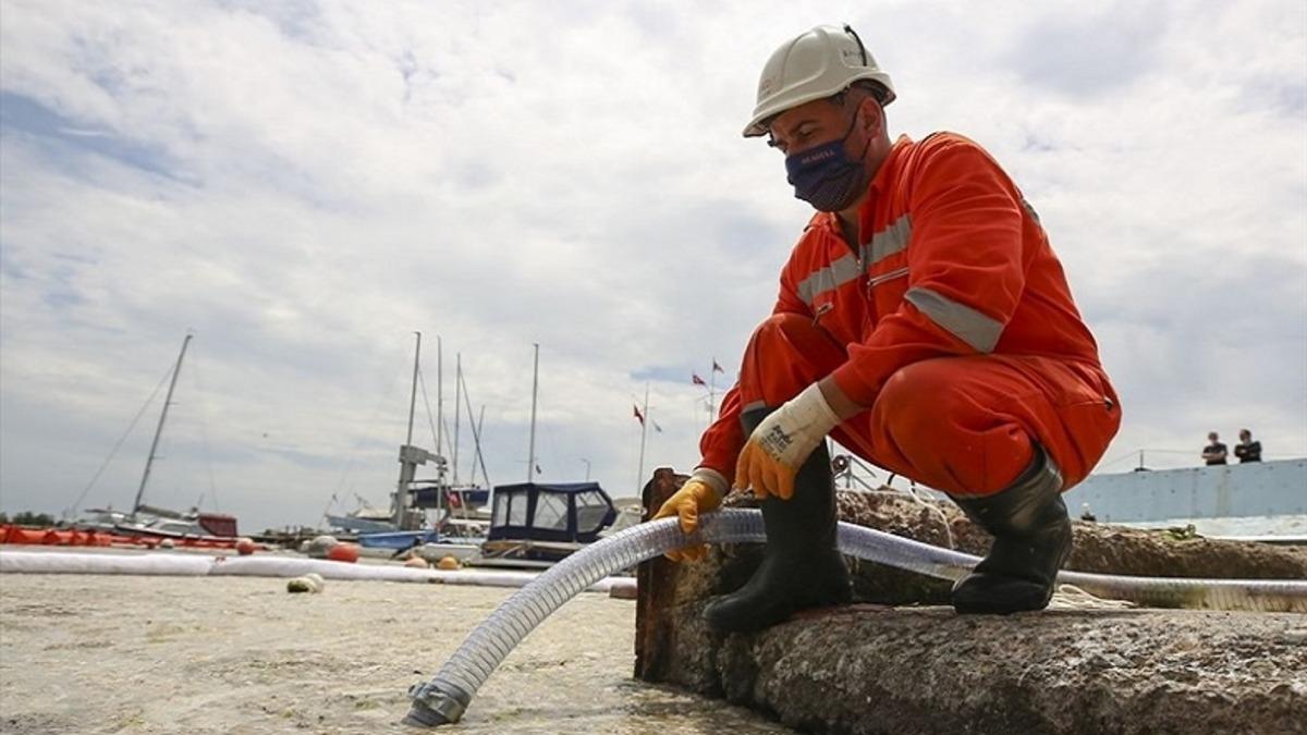 Çevre ve Şehircilik Bakanı, Toplamda Ne Kadar Müsilajın Temizlendiğini Açıkladı