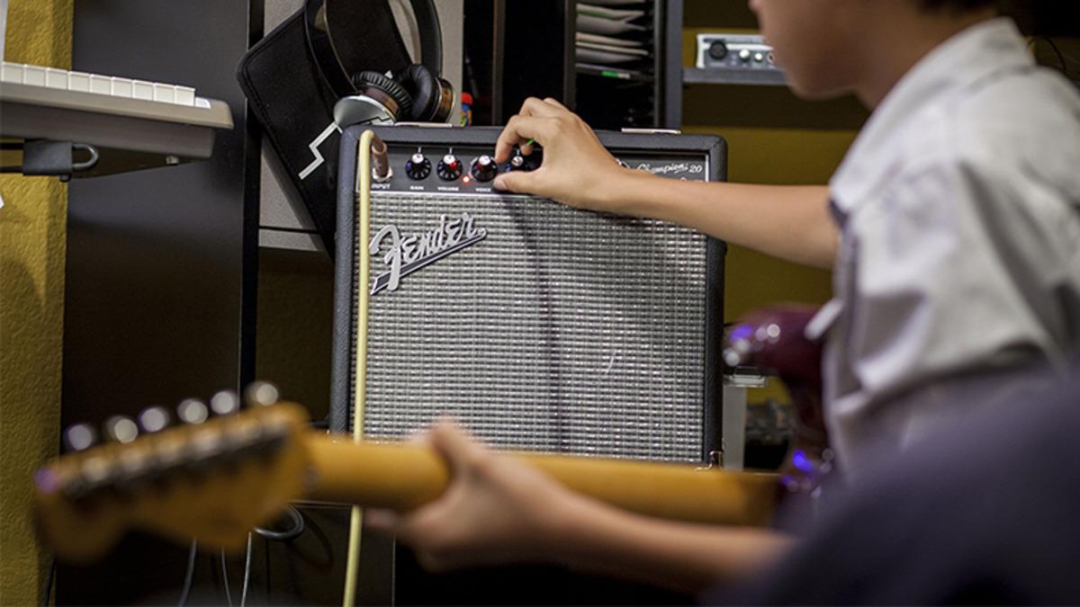 Gitarınızın Tonunu Kaliteli Şekilde Duymanızı Sağlayacak Uygun Fiyatlı 10 Amfi Önerisi