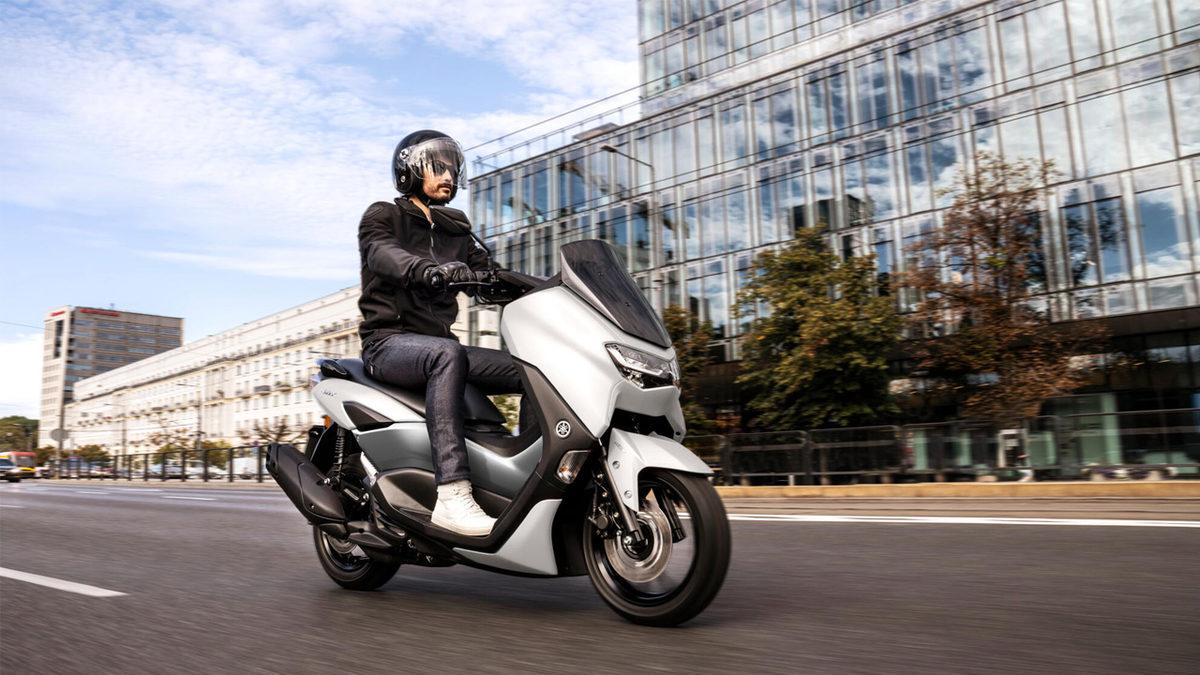 Yakıt Tüketimi ve Konforuyla Öne Çıkan Yamaha NMAX 125’in Fiyat Listesi ve Özellikleri