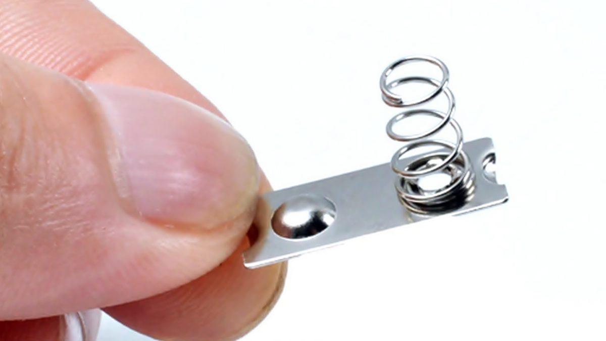 Yan Yana Duran Pilleri Neden Aynı Yönlerde Değil de Zıt Yönlerde Yerleştirmemiz Gerekir?