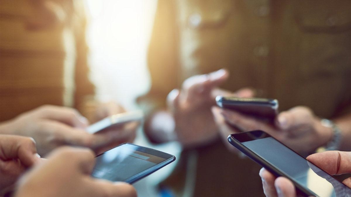 Telefonunuzda Bulunan Verileri Yedeklemenizi Sağlayan ’Senkronizasyon’ Nedir, Ne İşe Yarar?