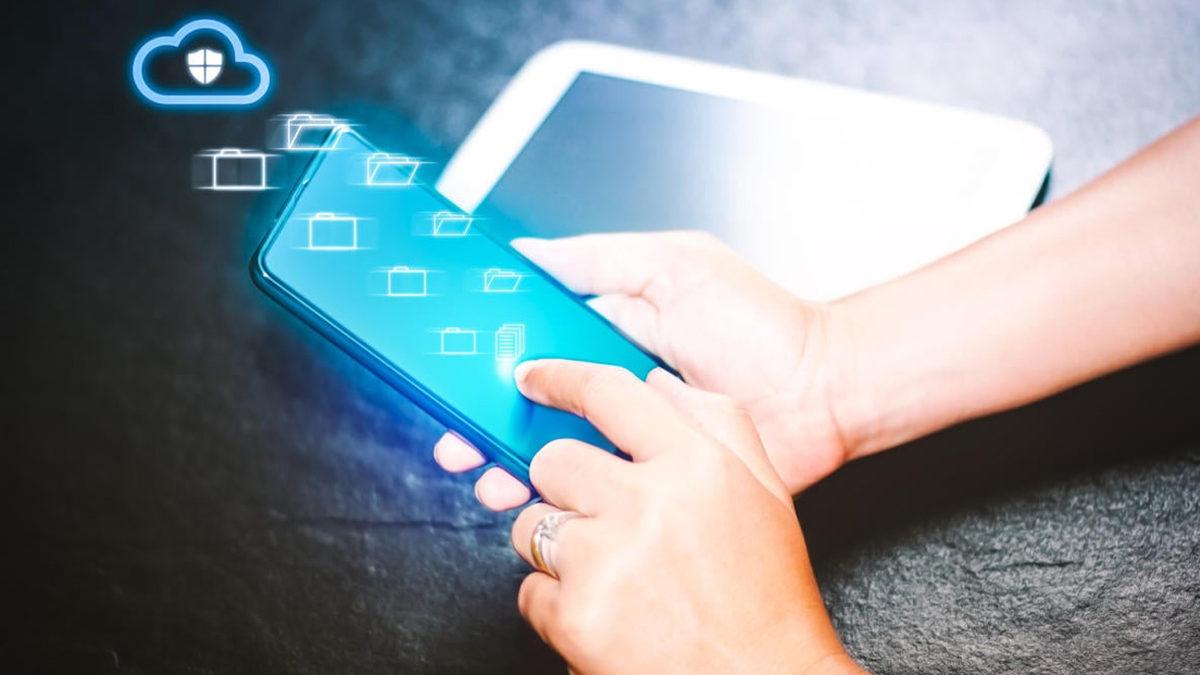 Telefonunuzda Bulunan Verileri Yedeklemenizi Sağlayan ’Senkronizasyon’ Nedir, Ne İşe Yarar?