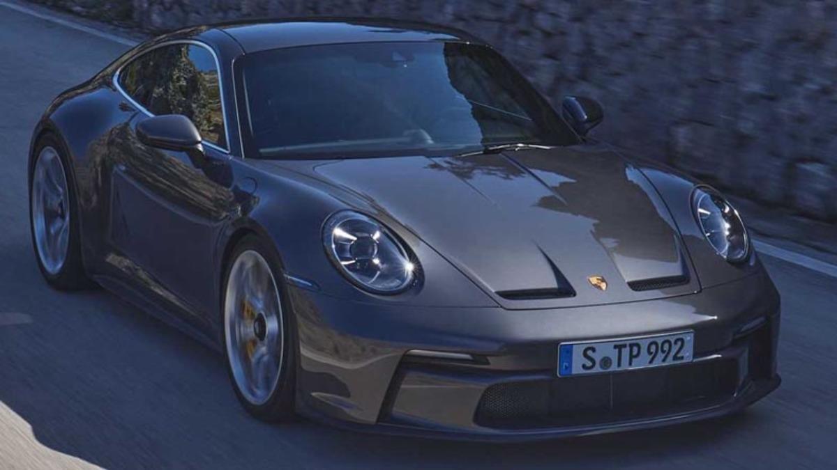 Porsche, İkonik Modeli GT3’ü Yeniledi: Karşınızda Tüm İhtişamıyla 2022 Model GT3 Touring