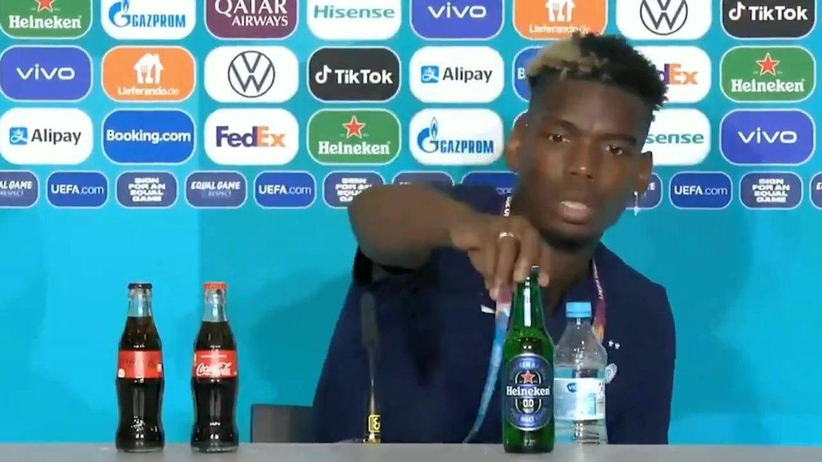 Cristiano Ronaldo’dan Sonra Bir ’Şişe Vakası’ Daha: Paul Pogba, Bira Şişesini Sakladı