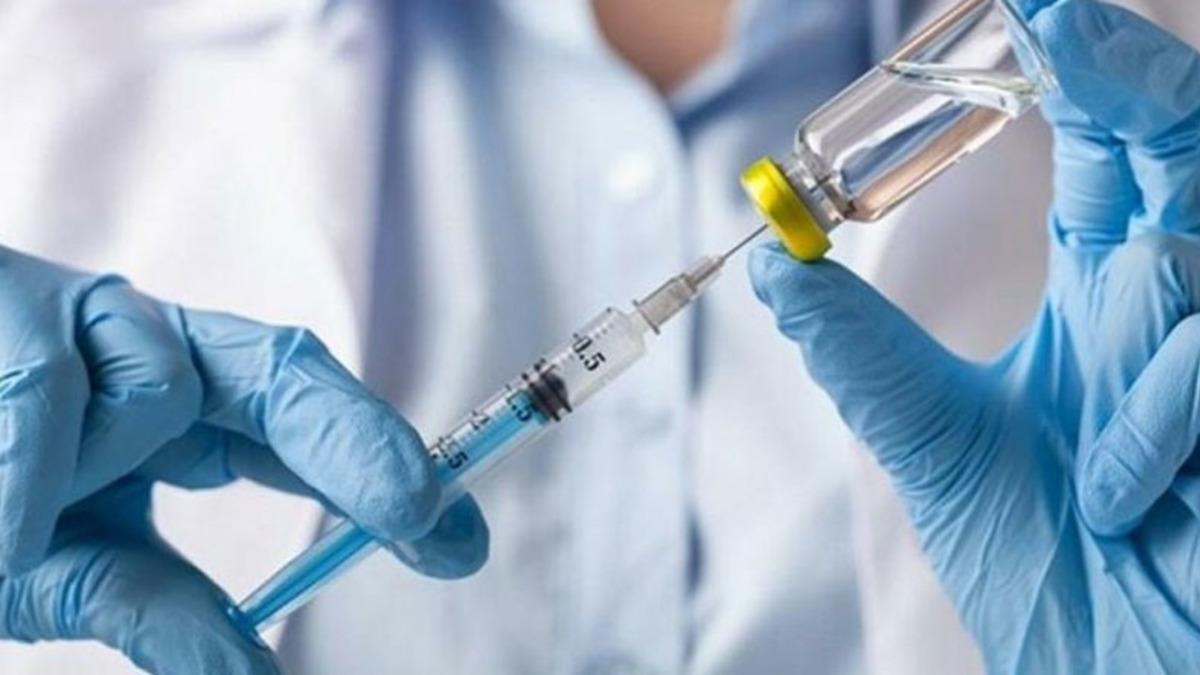 Fahrettin Koca, Aşılamada Yaş Sınırının 35’e Düştüğünü Açıkladı