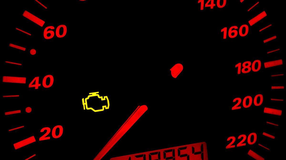 Arabalarda Motor Arıza Lambasının Yanmasına Sebep Olabilecek 6 Durum