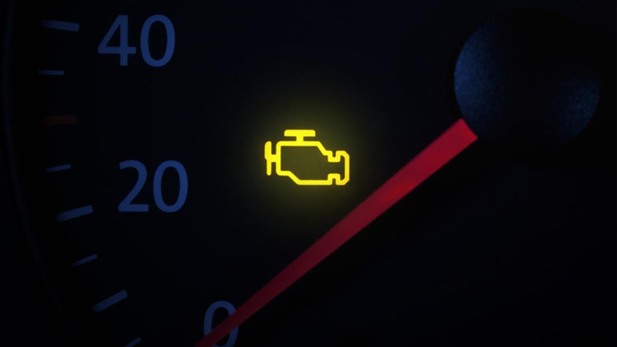 Arabalarda Motor Arıza Lambasının Yanmasına Sebep Olabilecek 6 Durum