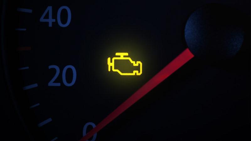 Arabalarda Motor Arıza Lambasının Yanmasına Sebep Olabilecek 6 Durum