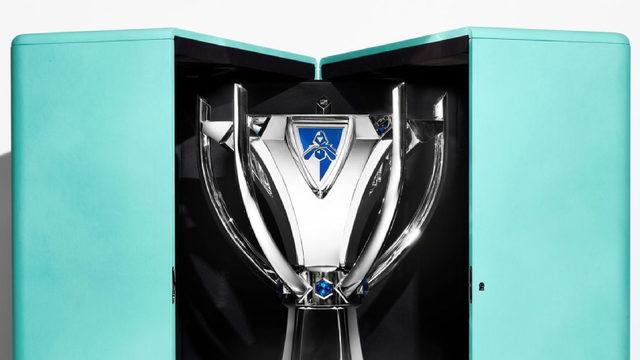 Riot Games, Lüks Mücevher Markası Tiffany & Co. İş Birliği Yaptı: Göz Alıcı League of Legends Şampiyonluk Kupası Tanıtıldı
