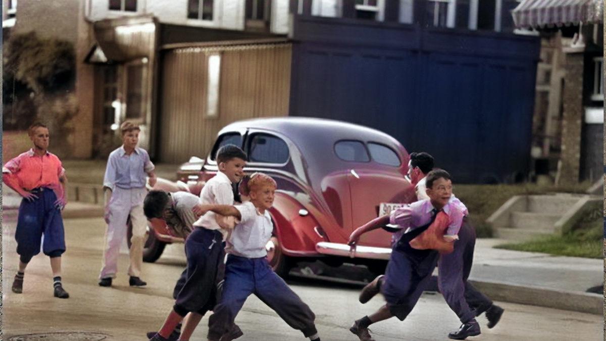 Bir Zamanlar Sokakta Zamanın Nasıl Geçtiğini Unutturan Efsane Çocuk Oyunları: 90’lıların Gözü Yaşlı, Z Kuşağı Anlam Veremiyor...