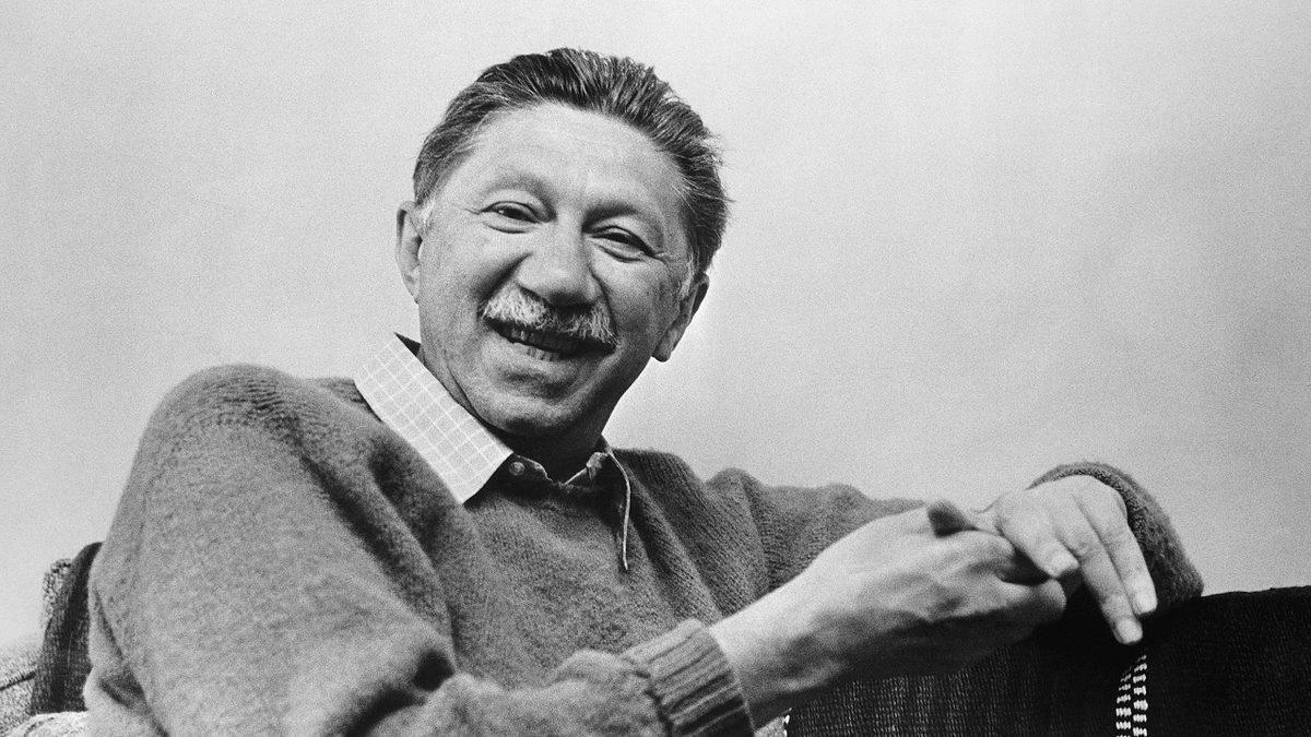 ’İhtiyaçlar Hiyerarşisi Teorisi’ ile Hatırladığımız 20. Yüzyılın En Önemli Psikologlarından Biri: Abraham Maslow Kimdir?