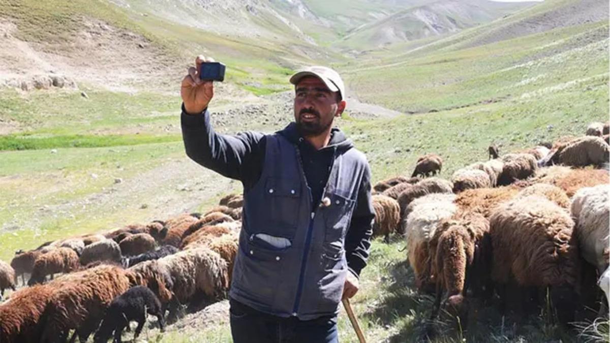 Sosyal Medya Fenomeni Çoban Erdal Karadağ, Aylık Sosyal Medya Gelirini Açıkladı