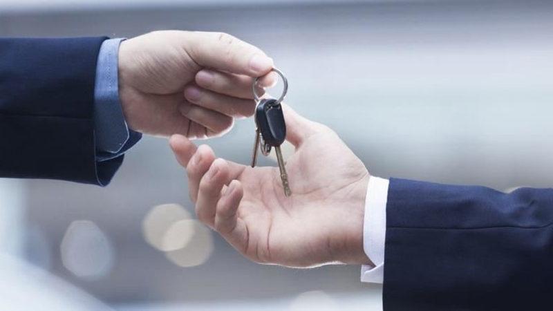 Bu Kadarı da Olmaz: Kapısı Değiştirilmiş Halde Satılan ’Sıfır’ Otomobil, Mahkeme Kararıyla Değiştirildi