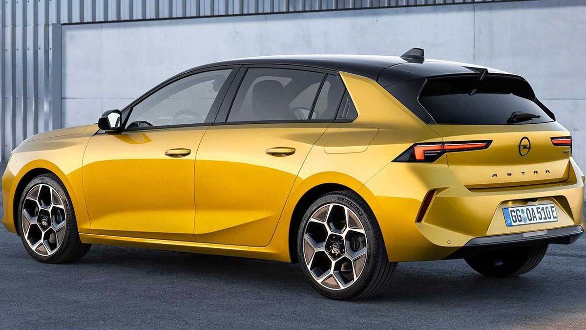 Tasarımı Baştan Aşağı Değişen 2022 Opel Astra Türkiye’de Satışa Sunuldu: İşte 