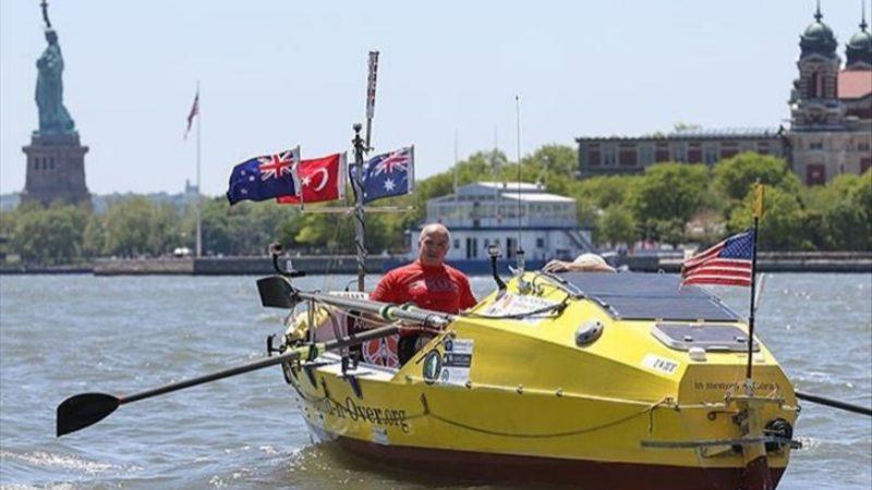 15 Dünya Rekoru Bulunan Erden Eruç, Pasifik Okyanusu’nu Kürekle Geçen İlk Kişi Olmak İçin Suya İndi