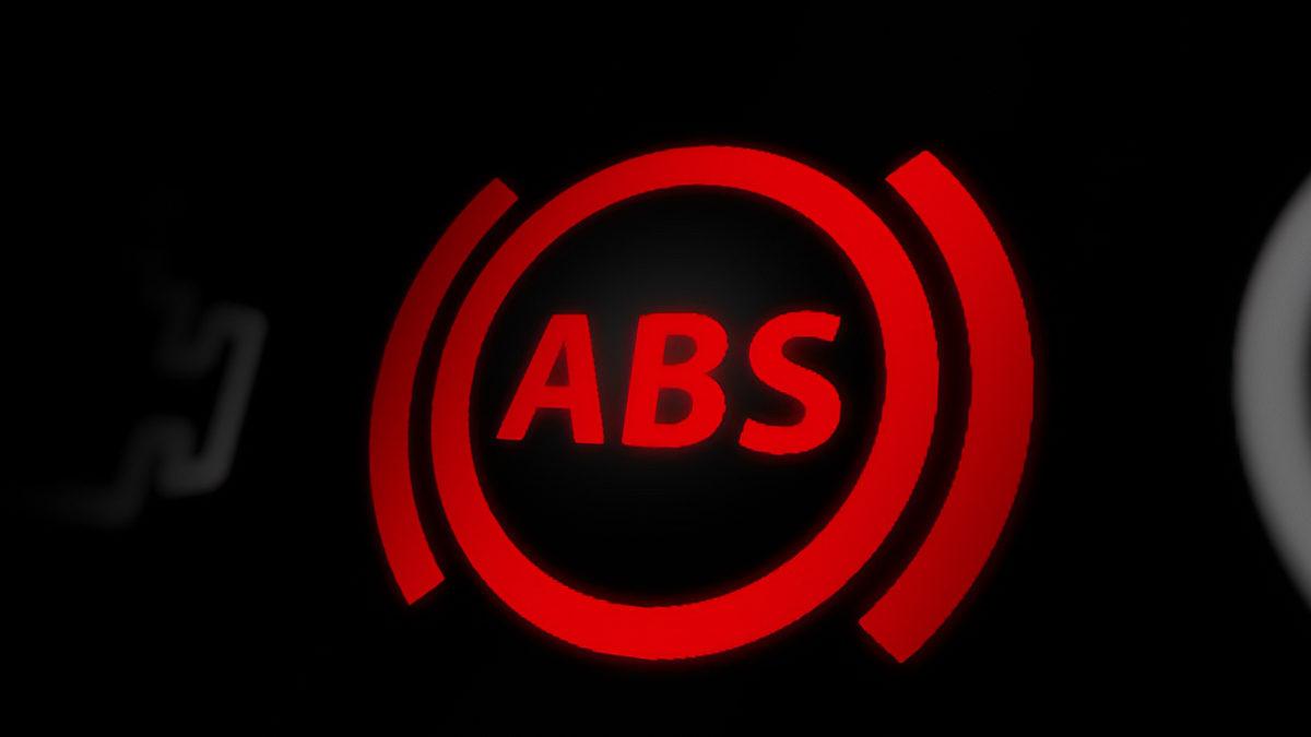 Bir Daha Yandığında Arabanın Ne Problemi Olduğunu Şıp Diye Anlamanızı Sağlayacak Arıza Lambaları ve Anlamları