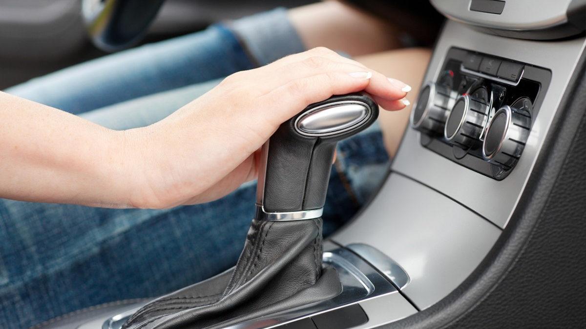 Eğer Otomatik Vitesli Bir Araba Kullanıyorsanız Bu 10 Hatayı Yapmayın!