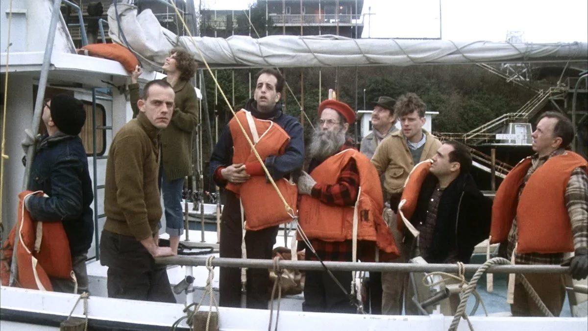 Yaptığı Sistem Eleştirisiyle Hayatı Sorgulatan ’Guguk Kuşu’ Filminin Kamera Arkasından 9 Enteresan Bilgi