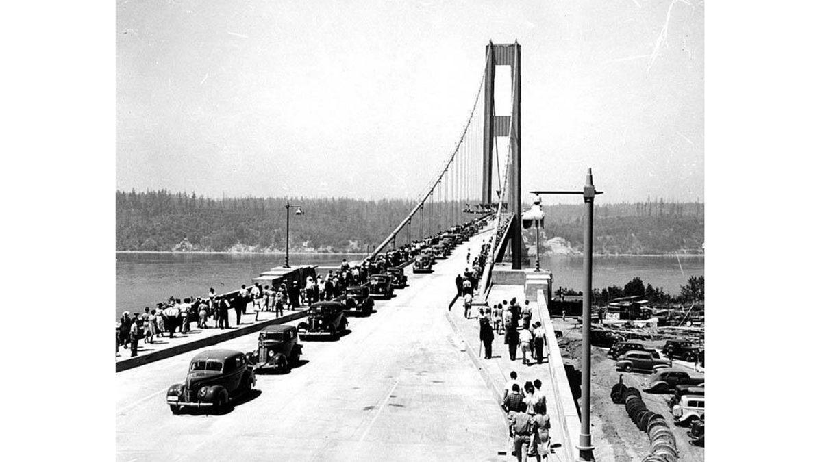 Dünyanın En Büyük Köprülerinden Tacoma Narrows Nasıl Oldu da Beşik Gibi Sallanarak Yıkıldı?