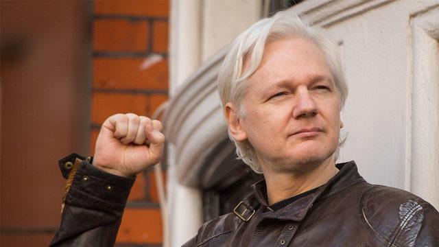 FBI Muhbiri, WikiLeaks Kurucusuna Yönelik Suçlamaları Kendisinin Uydurduğunu İtiraf Etti