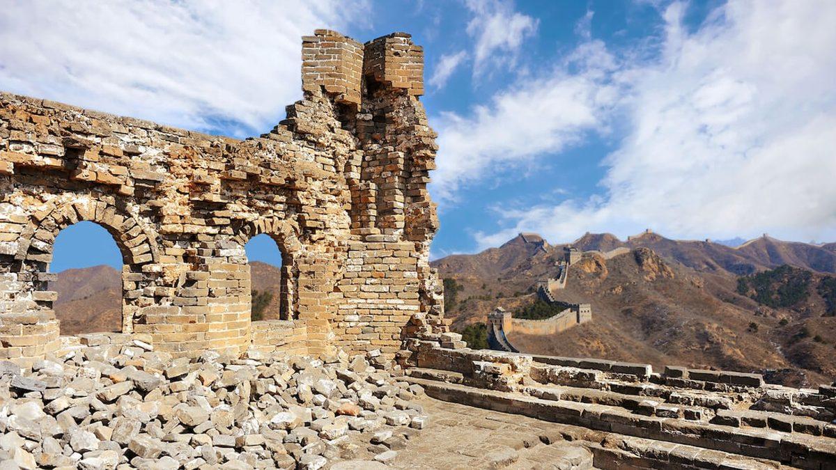 Moğol ve Türk Boylarının Saldırılarına Karşı Tam 3 Milyon İşçinin İnşa Ettiği Dünyanın En Uzun Savunma Duvarı: Çin Seddi