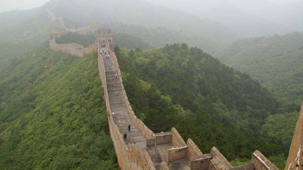 Moğol ve Türk Boylarının Saldırılarına Karşı Tam 3 Milyon İşçinin İnşa Ettiği Dünyanın En Uzun Savunma Duvarı: Çin Seddi