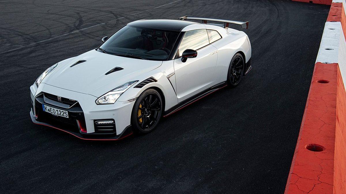 Bazı Arabaların Arkasında Gördüğümüz Bu Spoilerlar Aslında Ne İşe Yarıyor?