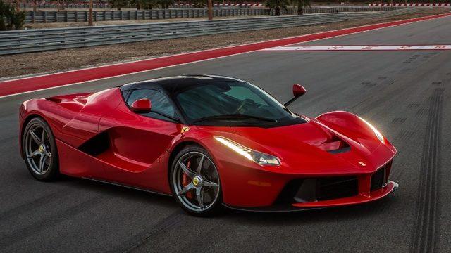 Ferrari ile İlgili ’Ferrari Benden Sorulur’ Diyenlerin Bile Göz Atması Gereken 10 Bilgi