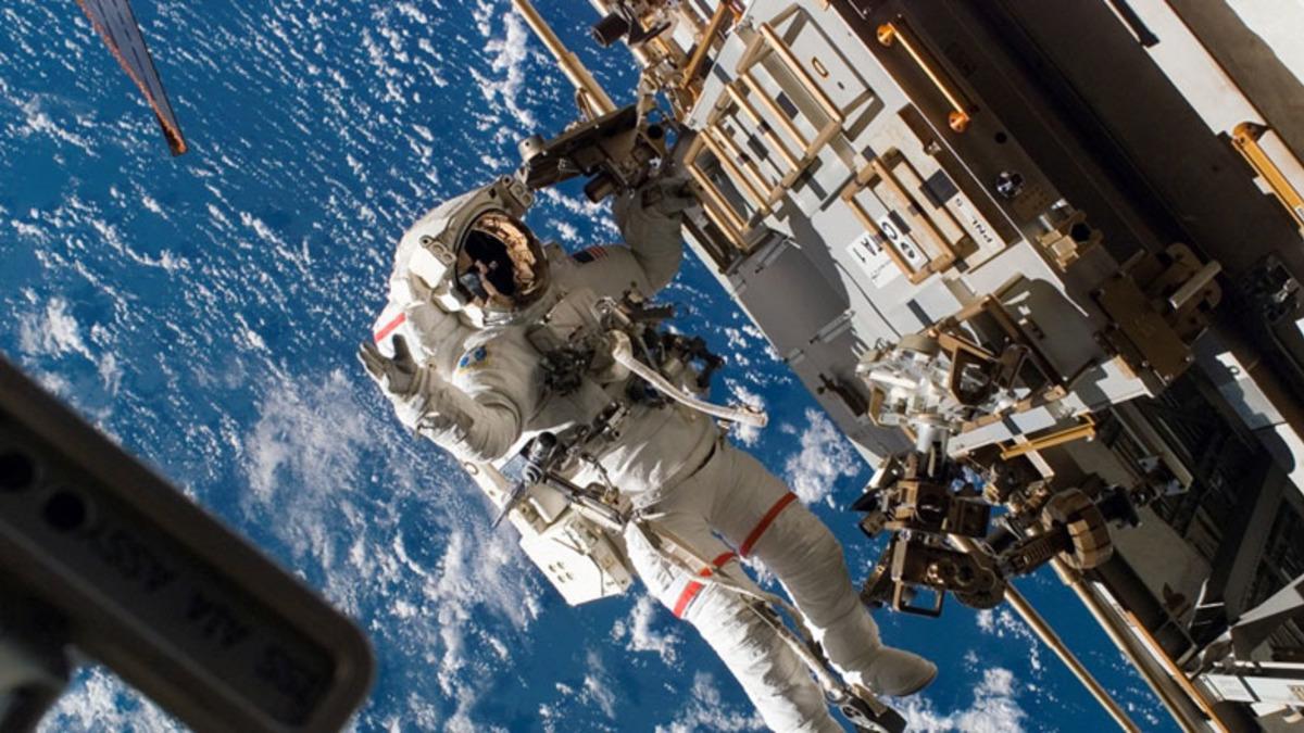 Astronotlar Uzayda Gen Düzenlemeyi İlk Kez Başarılı Şekilde Gerçekleştirdi