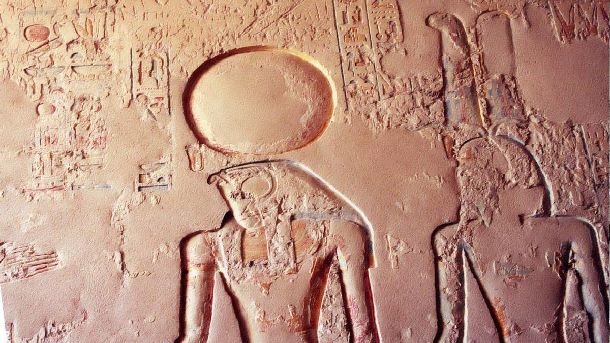 Neredeyse Her Bulmacada Karşımıza Çıkan Mısır Mitolojisinin Güneş Tanrısı RA Aslında Kimdir?