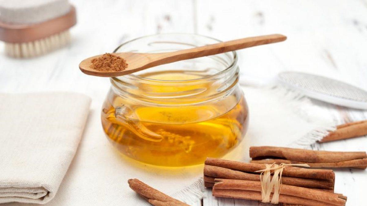 Özellikle Ergenlik Döneminde Hepimizin Baş Belası Olan ’Sivilce’ Aslında Neden Çıkar, Nasıl Geçer?