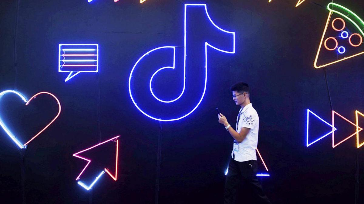 TikTok, Sosyal Medyanın Kitabını Baştan Yazan Algoritmasını Satışa Çıkardı