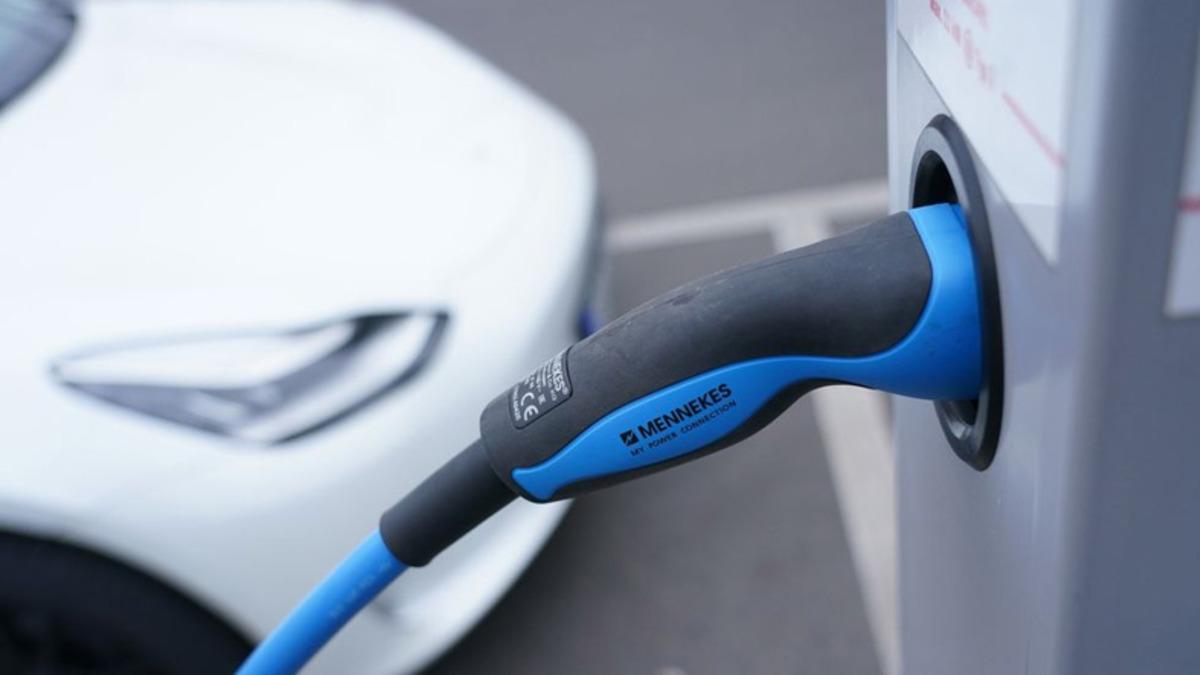 Türkiye, Elektrikli Otomobil Satışında Almanya’nın 207 Kat Gerisinde Kaldı