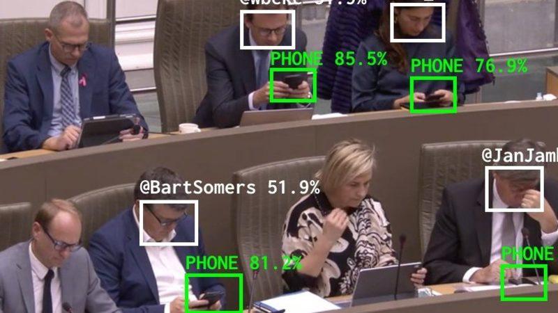 Parti Kur, Oy Verelim: Belçika’da Mecliste ‘Uyuyan’ Milletvekillerini Twitter’da İfşa Eden Bir Uygulama Başlatıldı