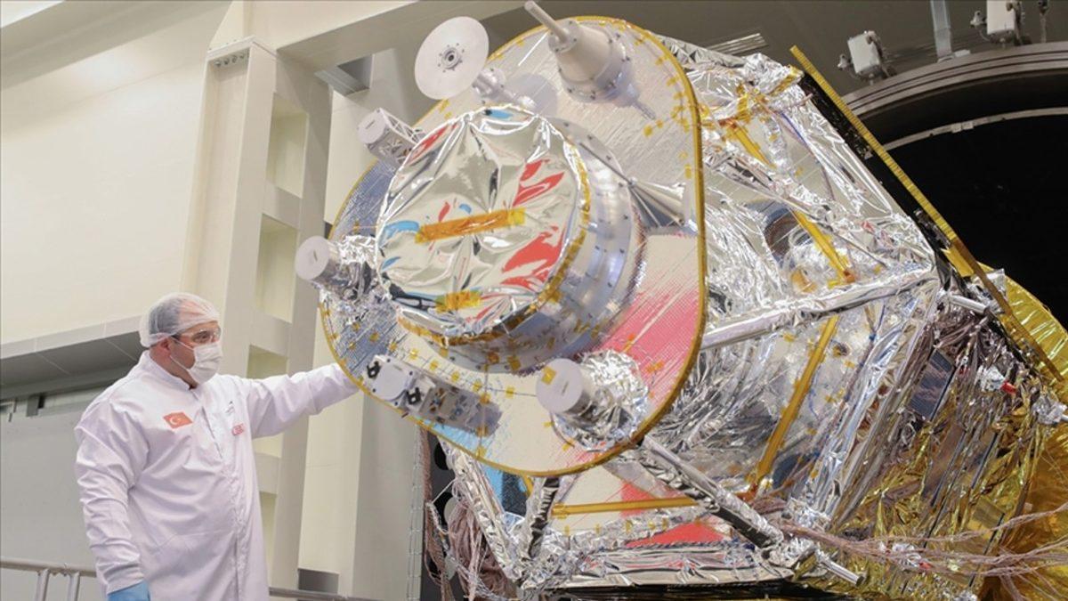 Uzaya Gidecek İlk Türk Nasıl Biri Olacak? TÜBİTAK UZAY Enstitü Müdürü, Webtekno’ya Açıkladı