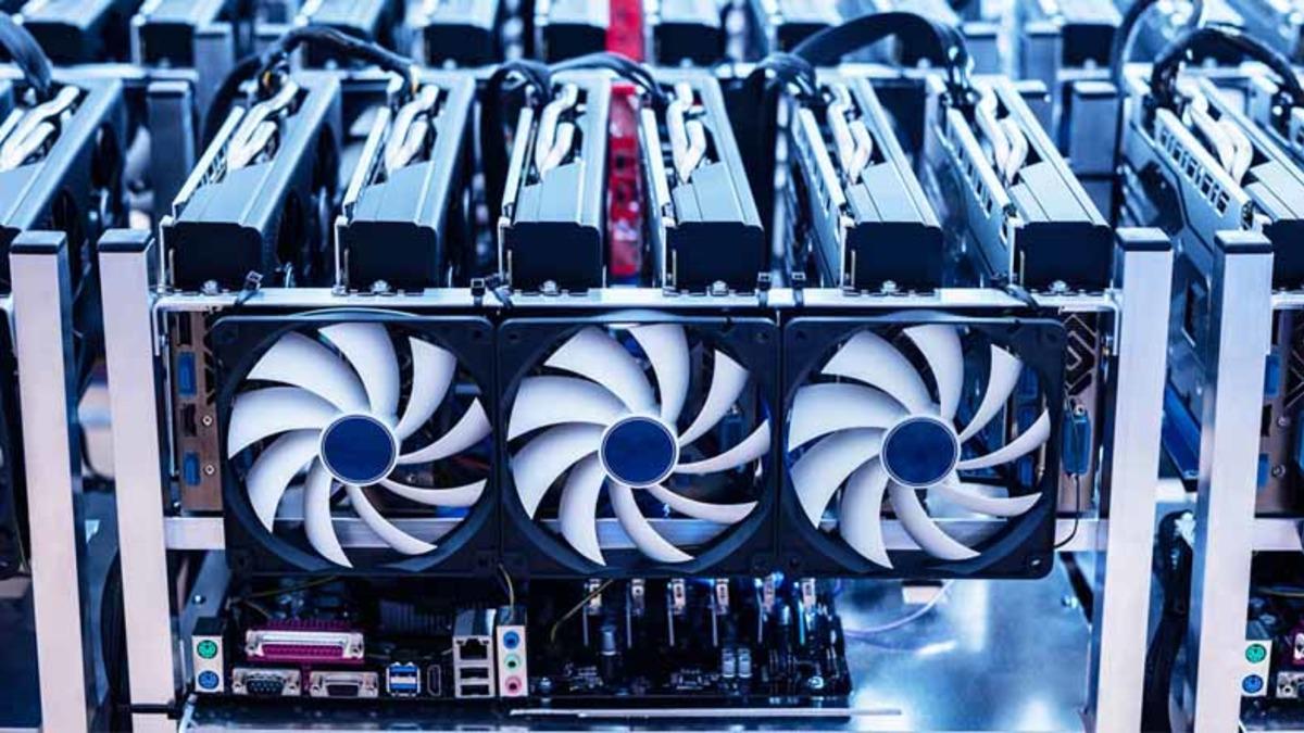 Yasak Ağır Geldi: Çinli Kripto Madenciler, Ekran Kartlarını İkinci Elde Yok Fiyatına Satmaya Başladı
