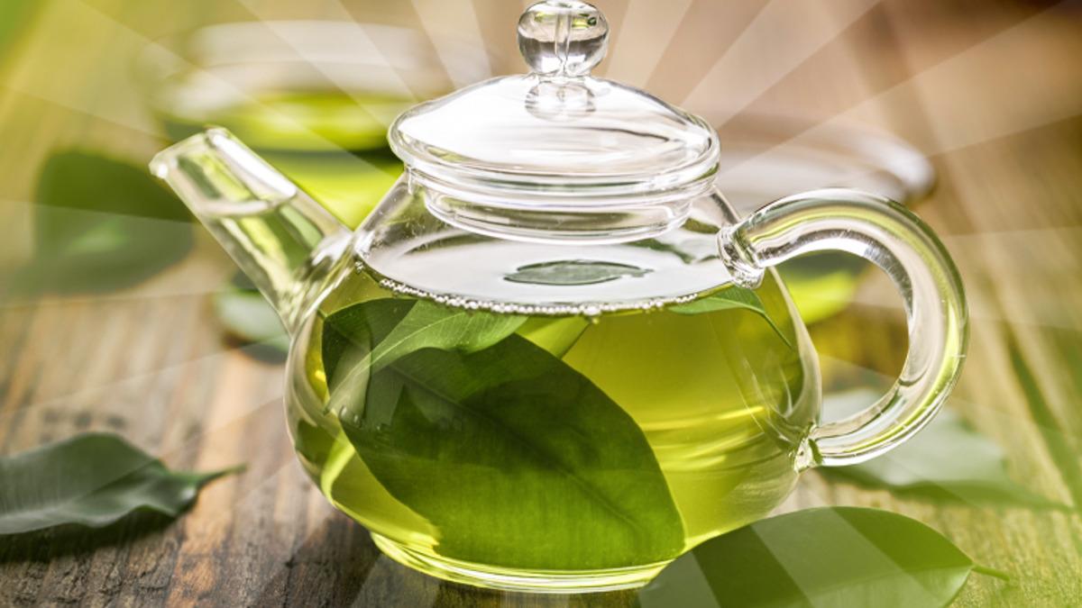 Yeşil Çayın Doğa Harikası Bir Bitki Olduğunu Kanıtlayan 9 Faydası