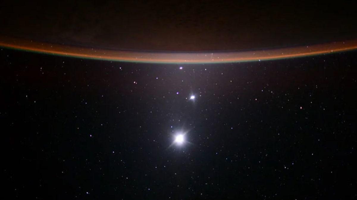 Bu Gece Jüpiter, Her Zamankinden 2 Kat Daha Yakın Olacak! [Türkiye’den de Gözlemlenebilecek]