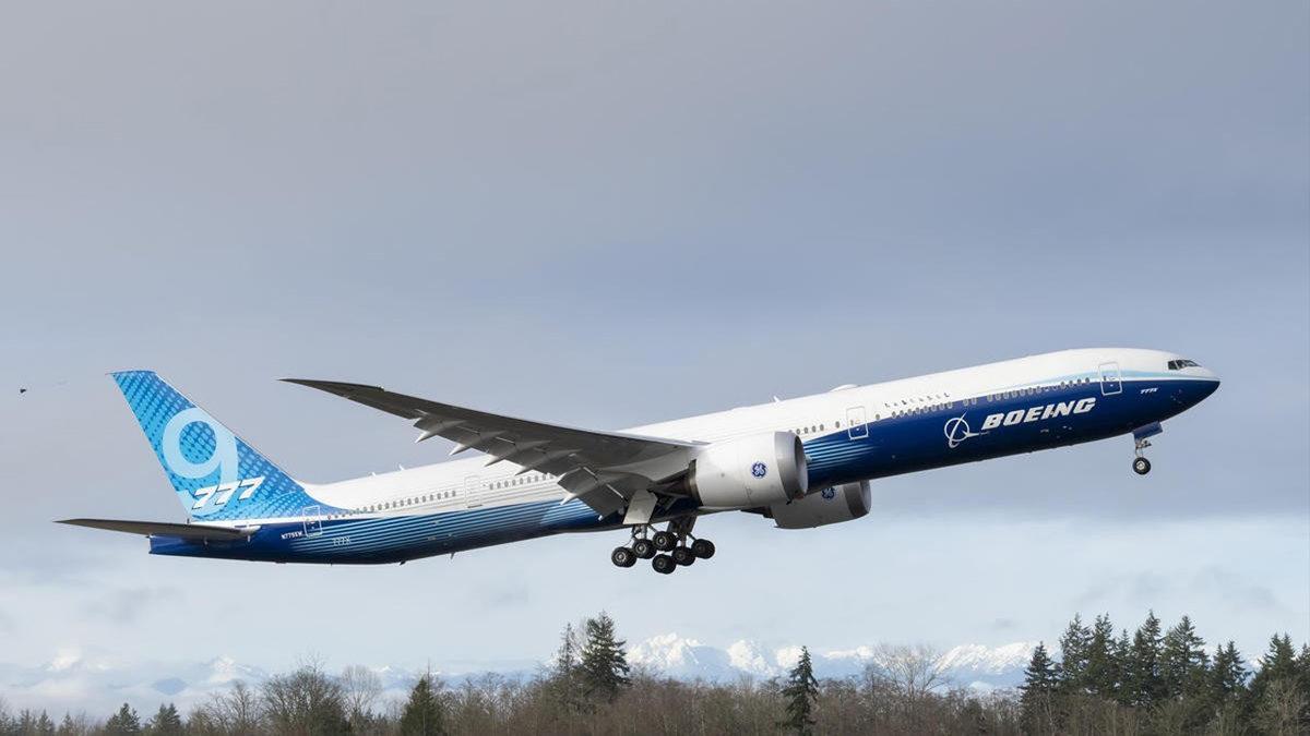 Dünyanın En Büyük Uçakları ve Şaşırtıcı Özellikleri: İçine 22 Tır Birden Sığanı Bile Var!