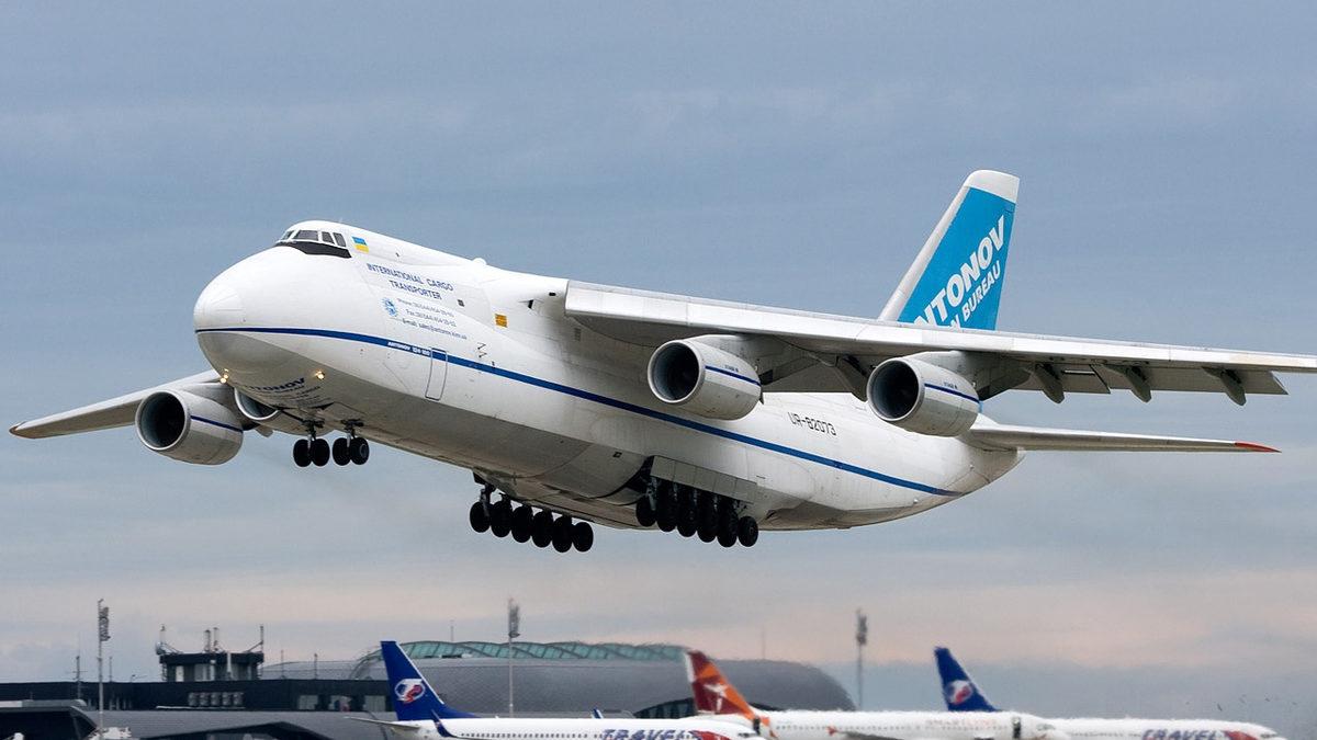 Dünyanın En Büyük Uçakları ve Şaşırtıcı Özellikleri: İçine 22 Tır Birden Sığanı Bile Var!