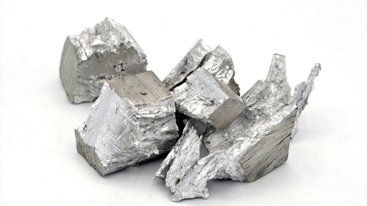 Elmasın, Yanlarında Oyun Hamuru Gibi Kaldığı Dünyadaki En Sert 6 Madde