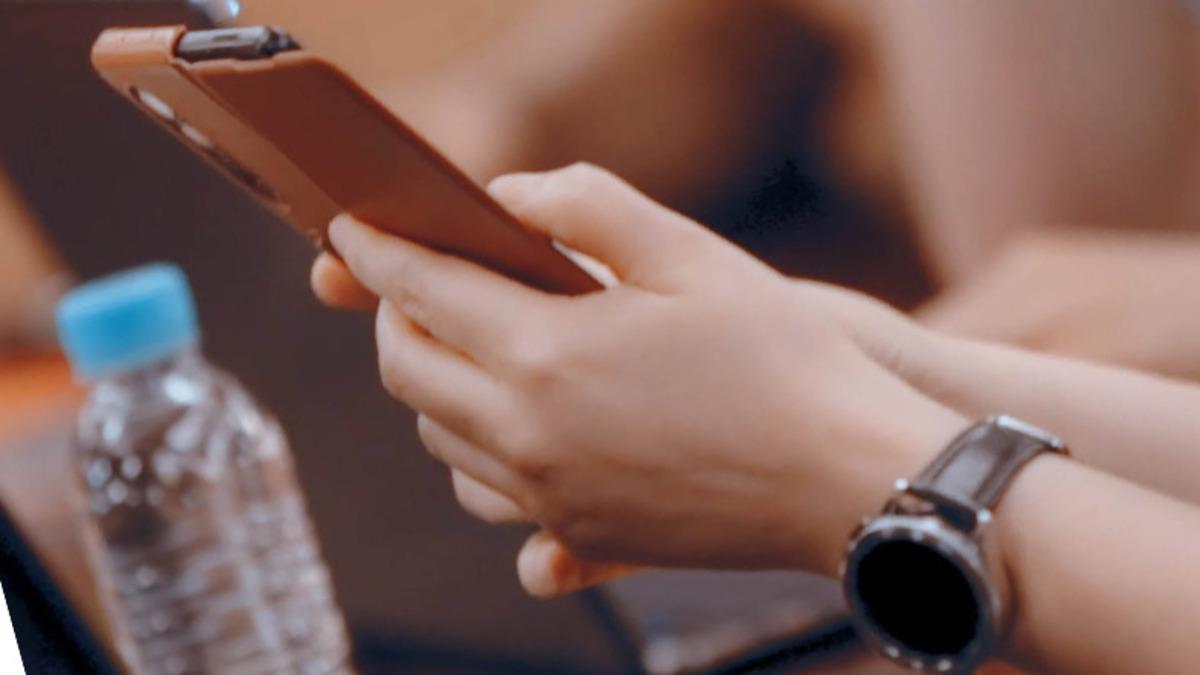 Samsung, Galaxy Z Fold 3 ve Watch 4’ü İlk Kez Gösterdi [Video]