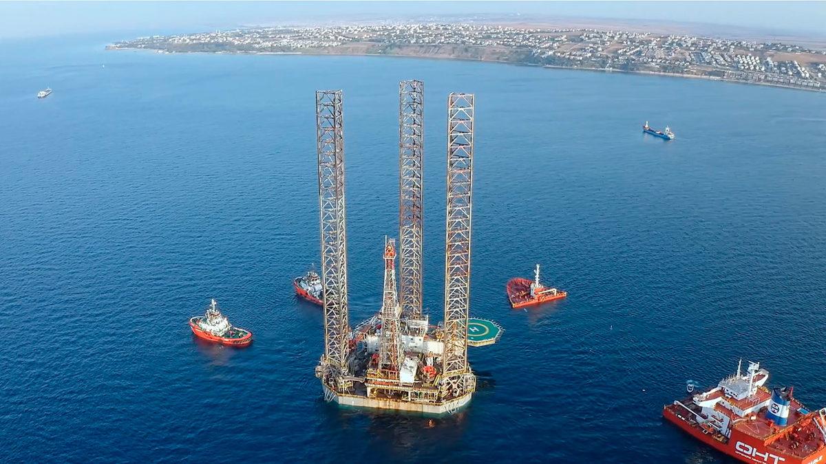 İstanbul Silivri Açıklarında, Denizin Üzerine Kurulan Bu Devasa Yapı da Neyin Nesi? Gidip Yerinde İnceledik