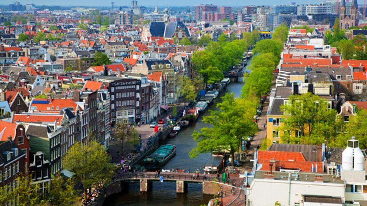 Bazıları Artık Sadece Sembolik Bir Hale Gelse Bile Hala Kraliyet Sisteminin Devam Ettiği 11 Ülke